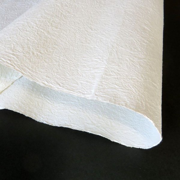 画像2: 五箇山和紙 揉み紙(晒) (2)